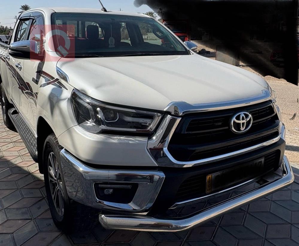 تويوتا هايلوكس